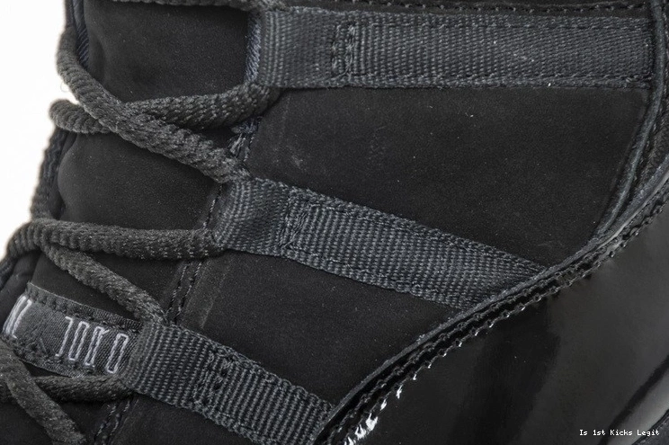 Jordan 378037-005 Air Retro Gown and 11 Cap 1118